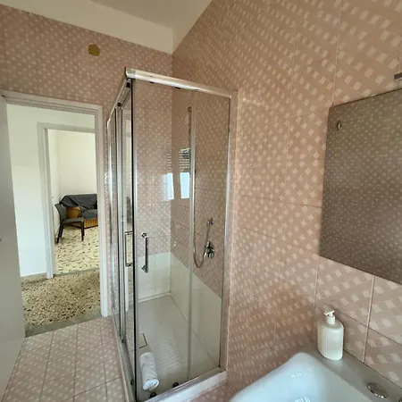 Sea La Vie